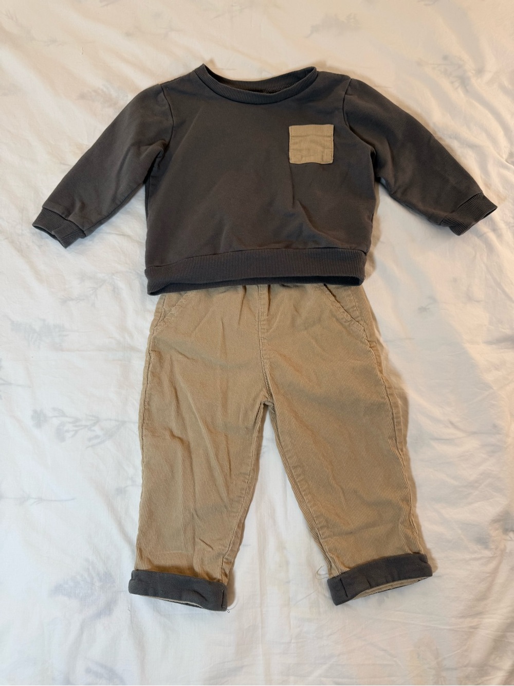 Mini ThreadsToddler Two-Piece Set - Charcoal Top & Tan Pants